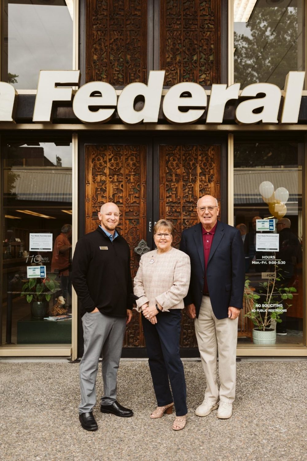 3 presidents in the front of Olympia Federal Savings