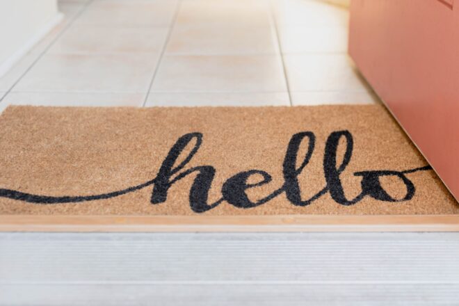 Entry doormat that says "Hello"